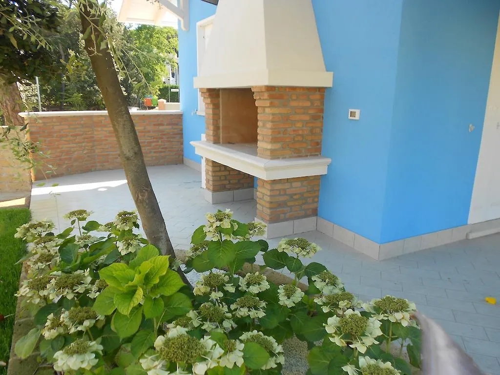 Villa Bianca Rosolina Mare Italy